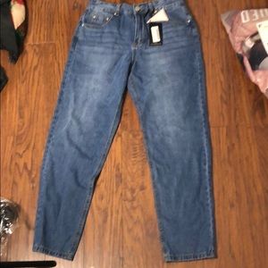New Size 10/30 Mom Jean By Prettylittlething